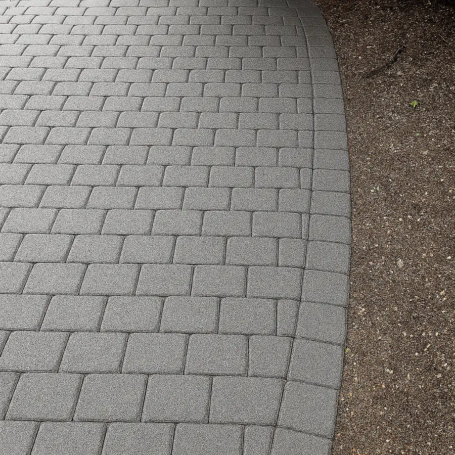 Kostka brukowa po myciu i impregnacji – efekt jak nowa, Warszawa